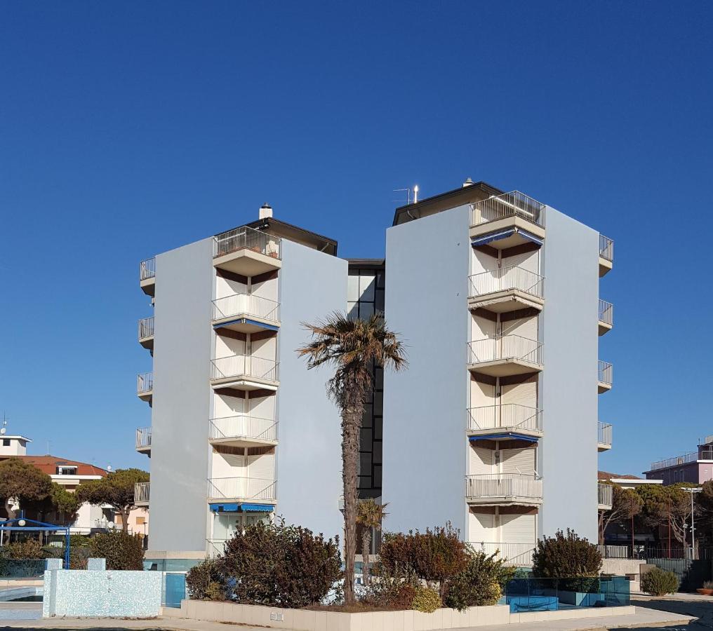 Residence Natante - Walterigato Apartments Solo Per Famiglie Jesolo Extérieur photo
